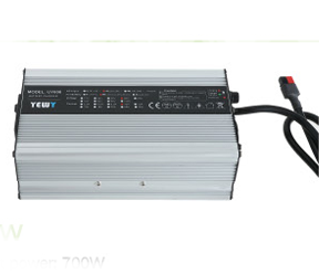 UY700G Series Battery Charger